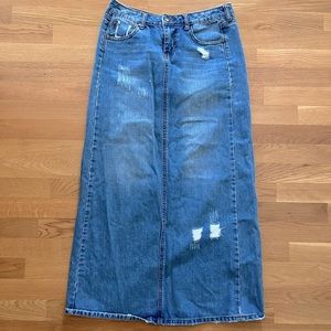 Maxi denim skirt no brand great material 100 % cotton no stretch
